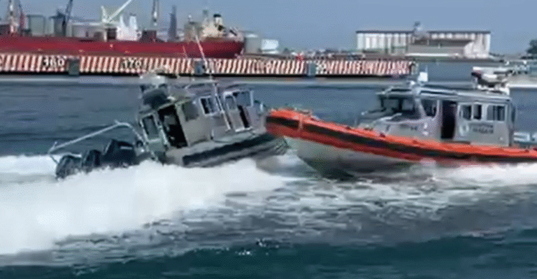 Dos marinos resultan heridos tras choque de embarcaciones en Veracruz