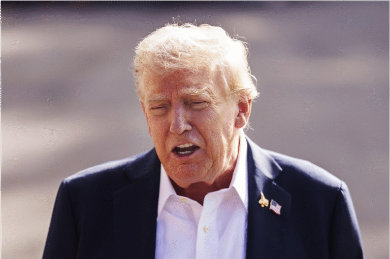 Trump revive plan de aranceles de 100% a películas extranjeras