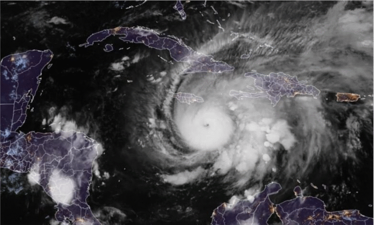 Huracán ‘Melissa’ alcanza categoría 4 y se acerca al Caribe, ¿llegará a México?