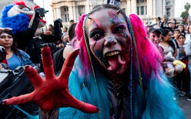 marcha-zombie-desfile-de-alebrijes-cdmx-donde-pasara