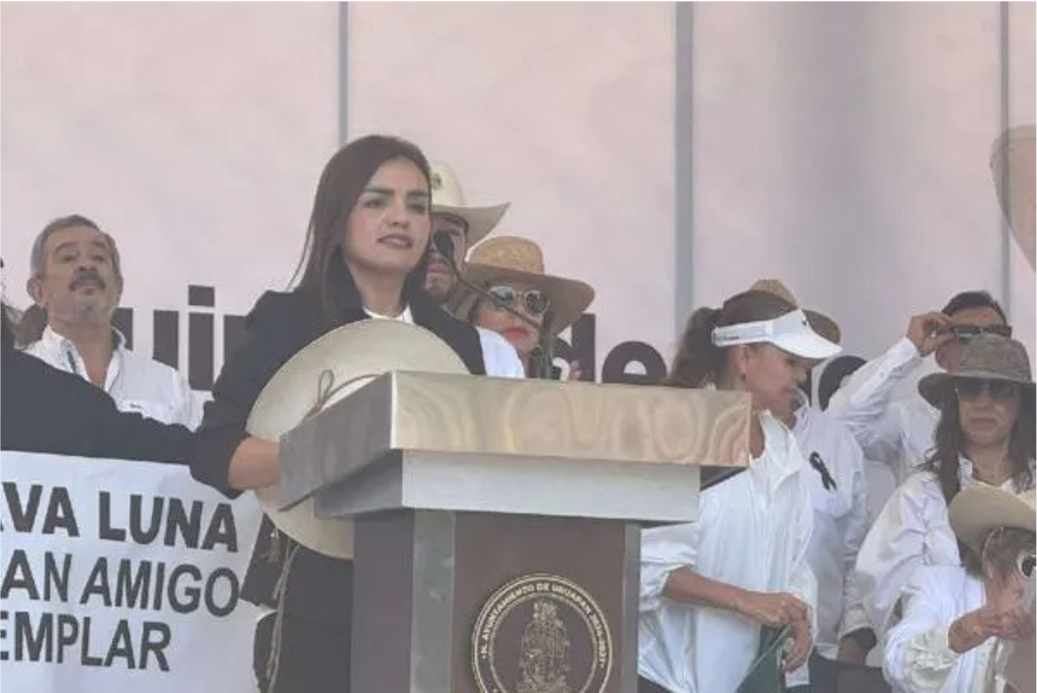 Grecia Quiroz en primer discurso como alcaldesa de Uruapan; reclama justicia- “Reunión con Sheinbaum no fue para doblar las manos”