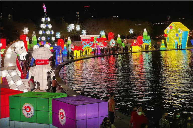 Luztopía 2025 regresa a Monterrey- más de 200 figuras iluminadas y un viaje al “Expreso Polo Norte”