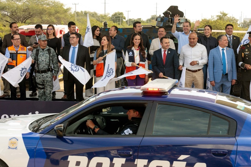 cacc6a93-e1b5-49df-81b4-79793da325ce