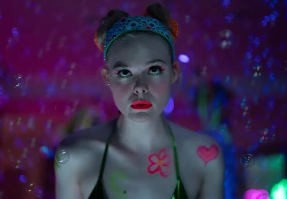 De estrella de cine a OnlyFans- El primer avance de la nueva serie de Elle Fanning