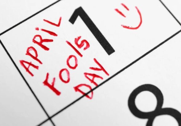 Abril arranca con el April Fool's Day 2026- ¿Por qué caemos en las bromas este 1 de abril?