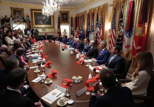 Casa Blanca concluye reunión sobre Irán sin acuerdo final anunciado