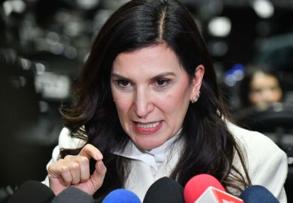 Sesión Ley Impuestos Producción y Servicios