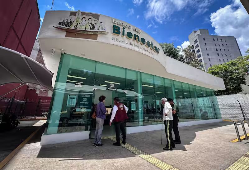 CNBV castiga al Banco del Bienestar con multa millonaria; responde con amparo