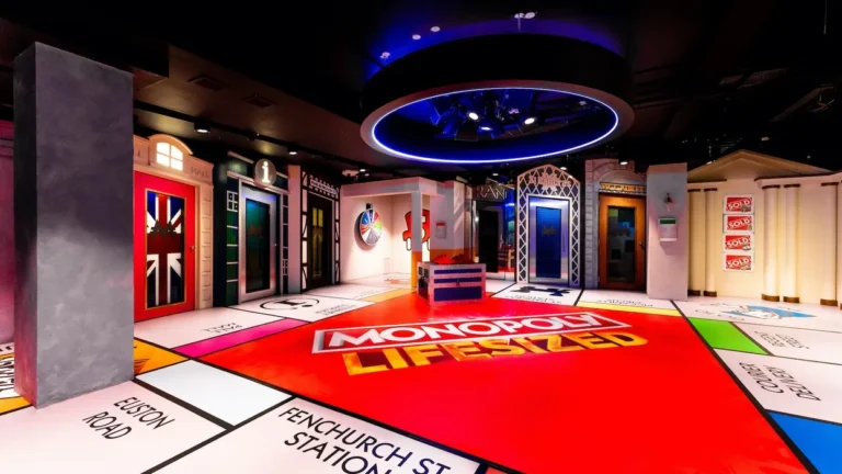 monopoly-lifesized