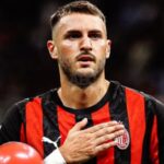 Milan rechaza oferta del Porto por Santi Giménez; ¿se queda?