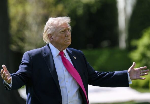Trump abre la puerta a retomar negociaciones con Irán