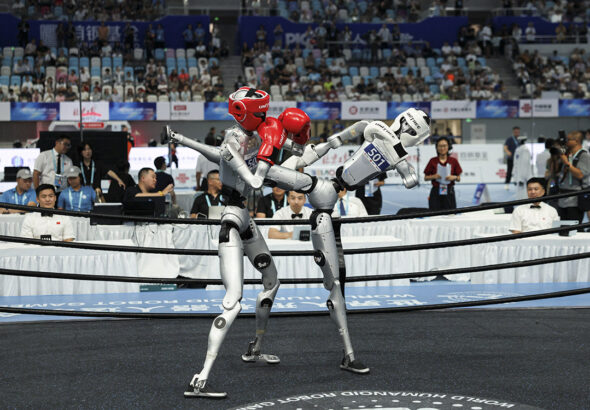 humanoide-kickboxing-rts-23082026