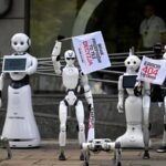 Decenas de robots “protestan” contra el avance descontrolado de la inteligencia artificial